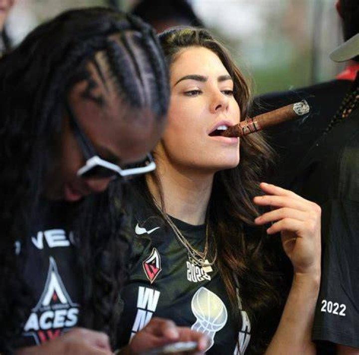 Kelsey plum Hottest Female Athletes