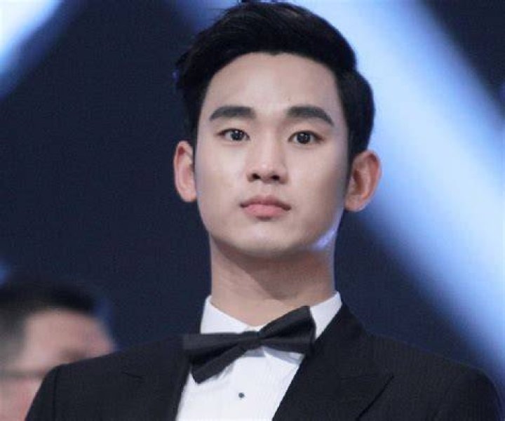 Kim Soohyun Biography Facts, Childhood, Family & Achievements of