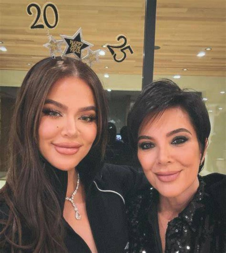 Kris Jenner Posts AgeDefying Instagram Selfie