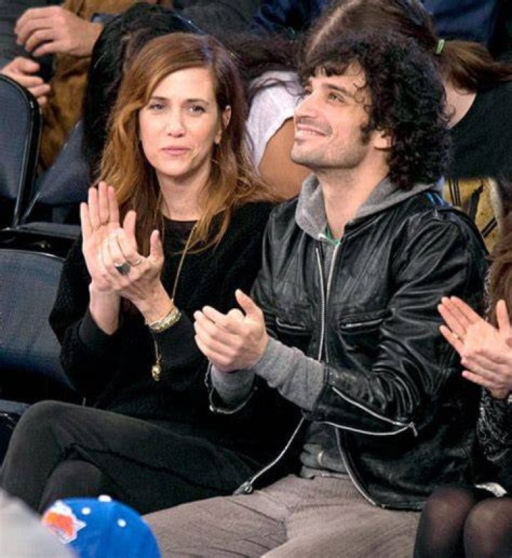 Kristen Wiig and Fabrizio Moretti Celebrity Couples