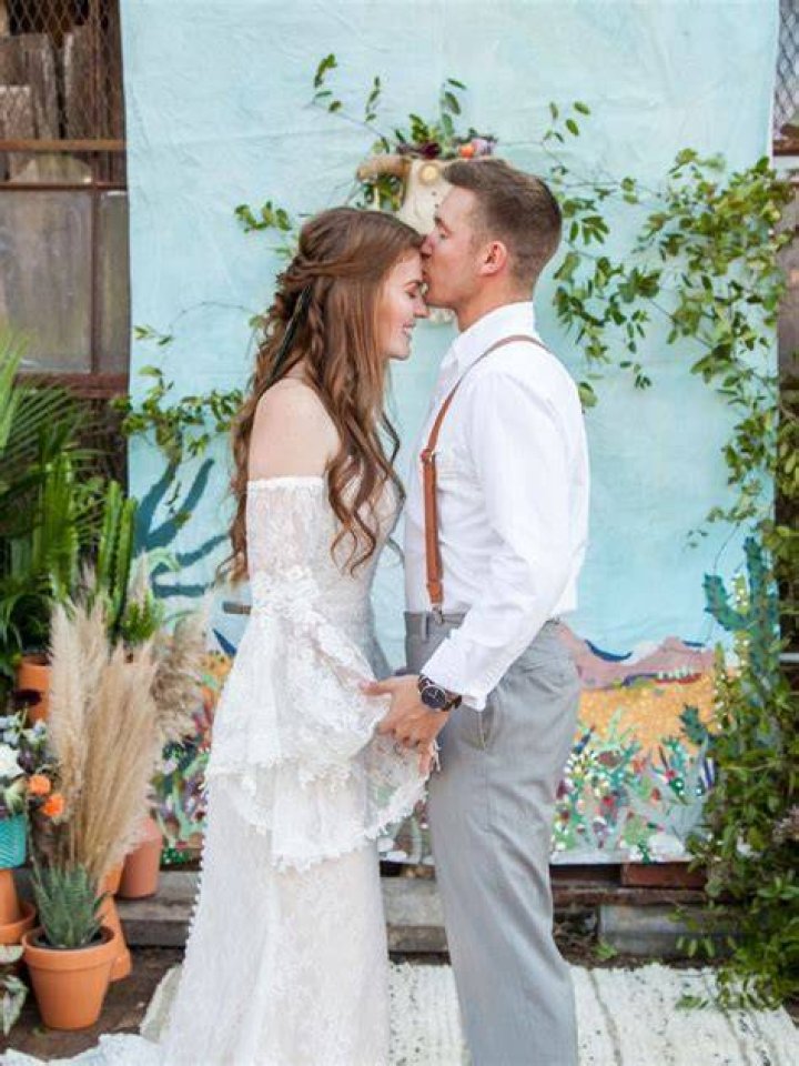 Lauren Daigle Husband elHouz