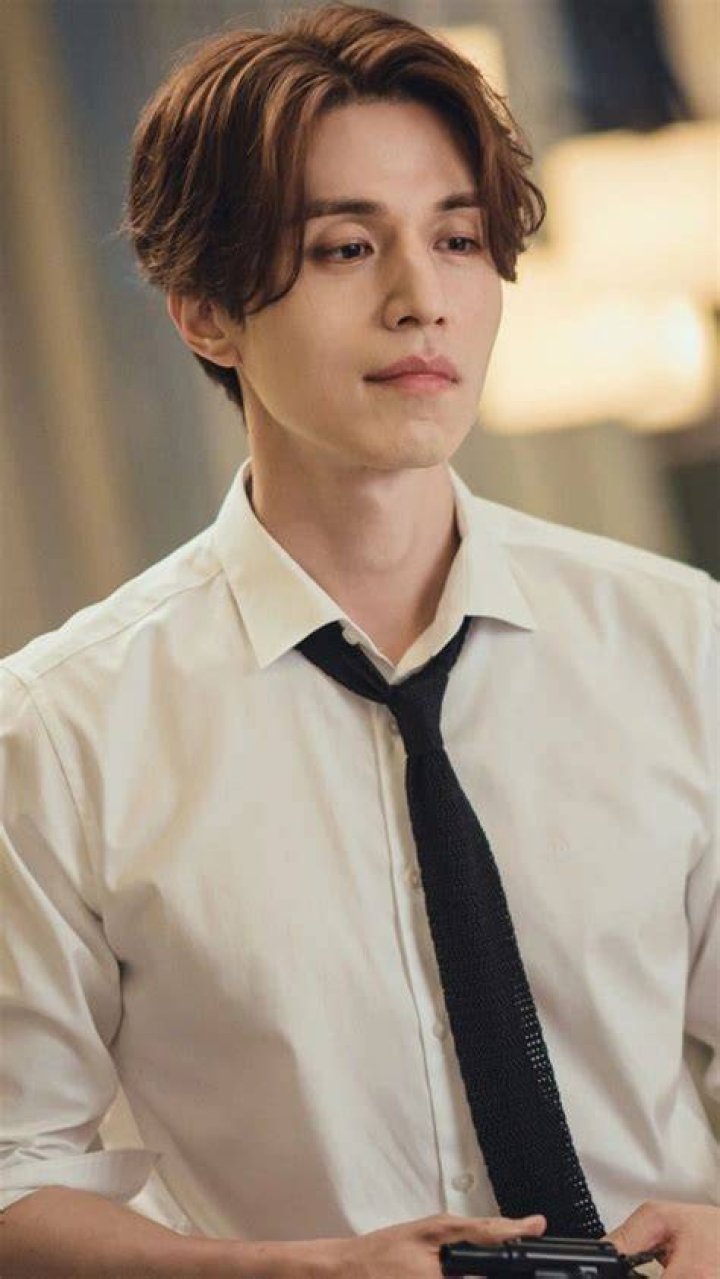 Lee Dong Wook Says He's Just Like Everyone Else In Interview As One Of