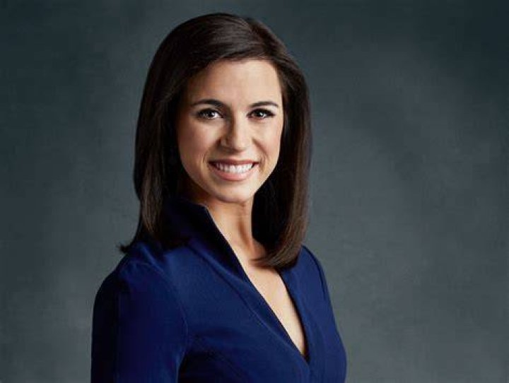 Leslie Picker's 6 Amazing Facts CNBC's Star Reporter Leslie Picker
