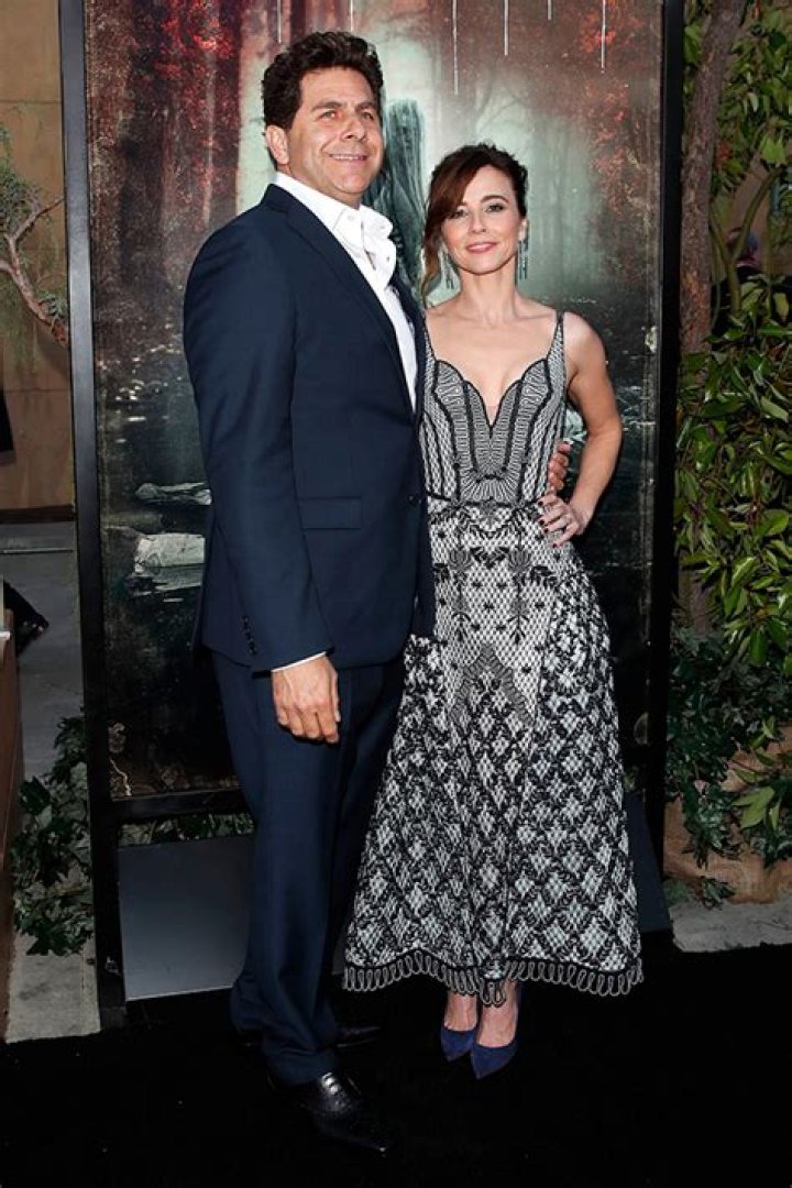 Linda Cardellini & Steven Rodriguez from Celeb Weddings We Can't Wait