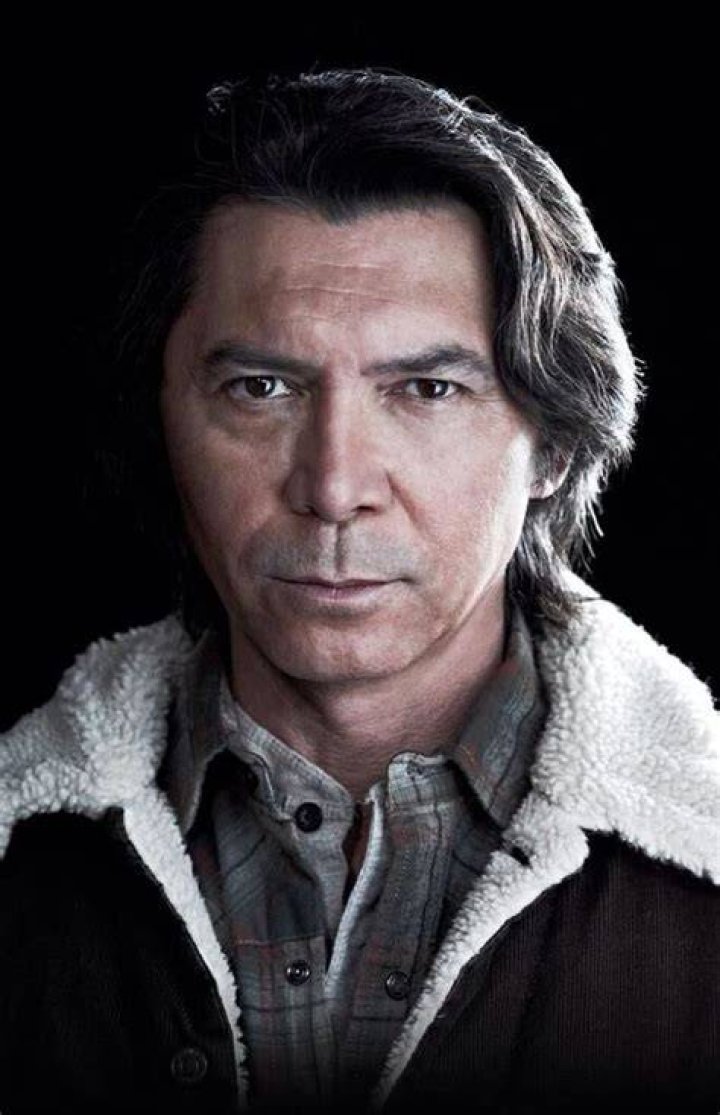 Lou Diamond Phillips Native american actors, Native american music