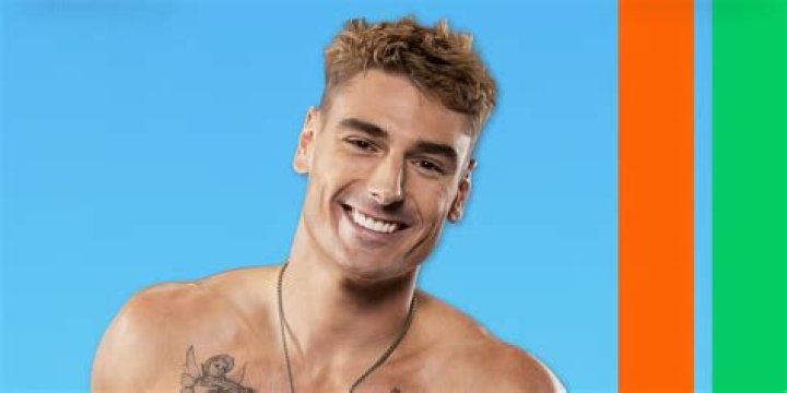Love Island Kierstan Shows Off New Boyfriend, Actor Jay Harrington