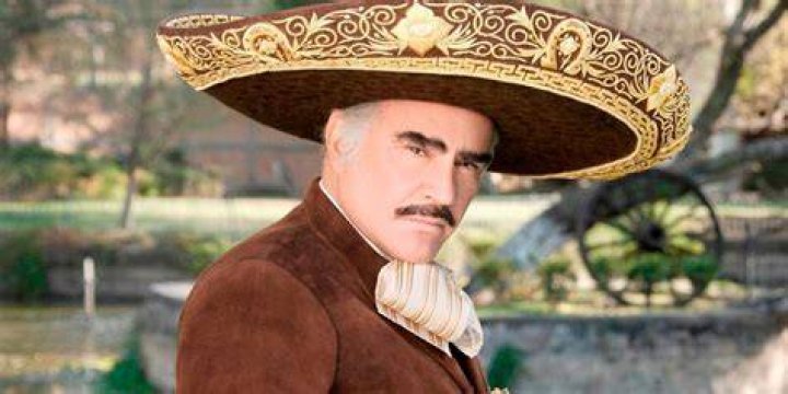 Luego de las acusaciones Vicente Fern&aacute;ndez Jr. sale en defensa de su