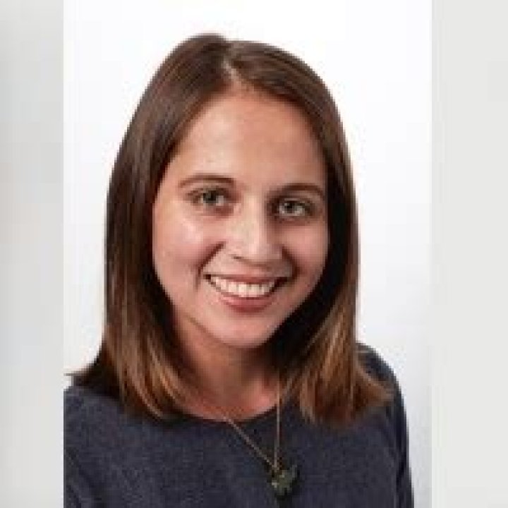 Maura Hohman LinkedIn