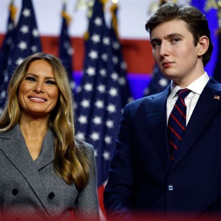 Melania and Barron Trump Won’t Immediately Move to White House The