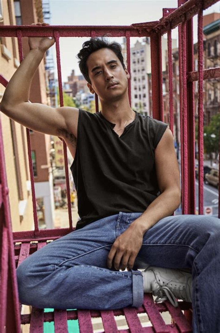 Michael Hsu Rosen Vulkan Magazine