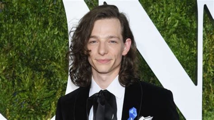 Mike Faist Biography, Early Life, Education, Career, Award, Net Worth