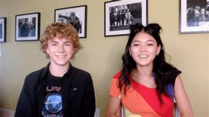 momona tamada & walker scobell in 2022 Walker, Celebs, Attractive people
