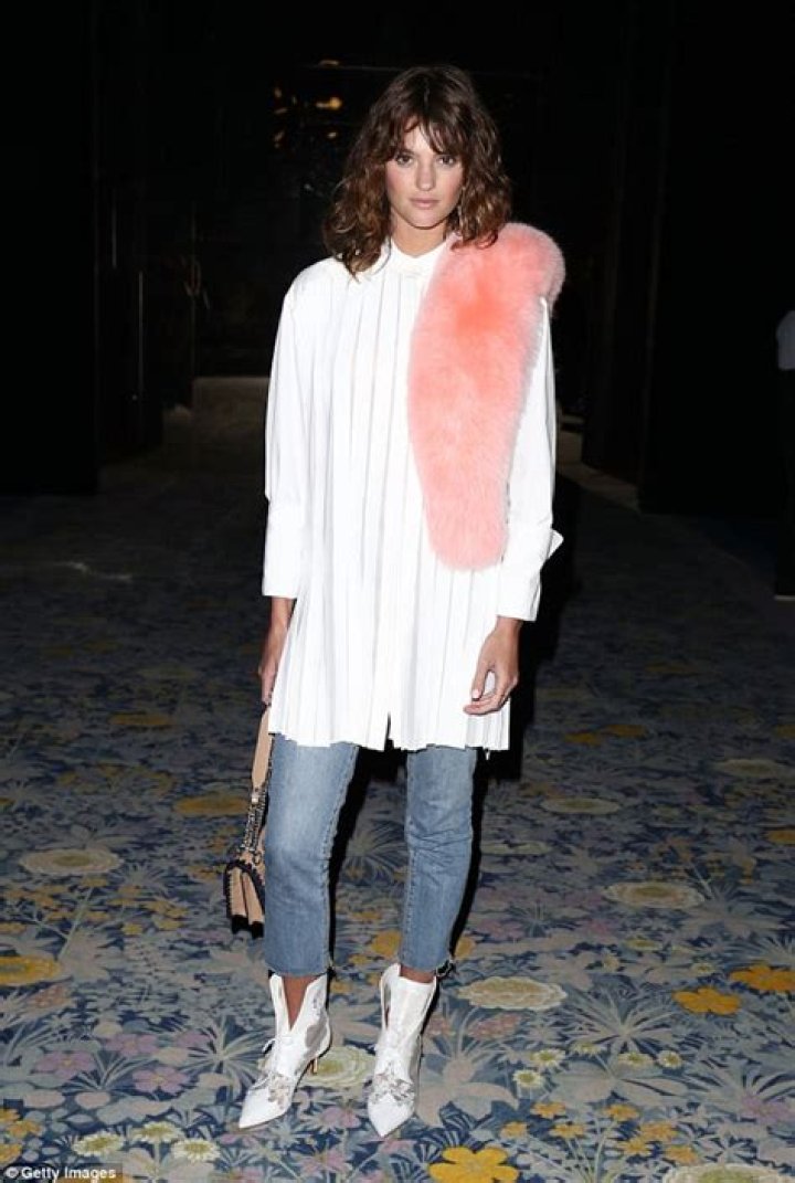 Montana Cox steps out with new boyfriend Jamie Valmorbida Daily Mail