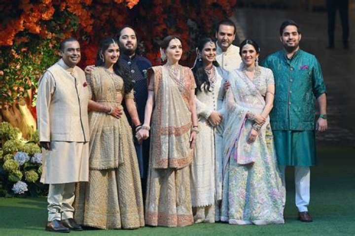 Mukesh Ambani's Firm Is Seeking A Loan Of Whopping ₹16,386 Crore; Here