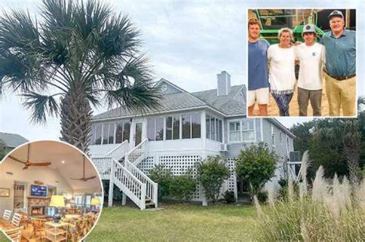 Murdaugh Family Beach House Image to u