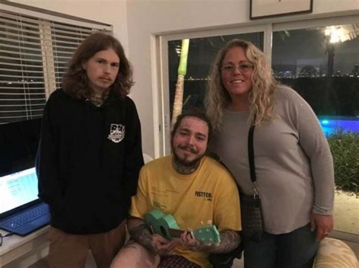 Nicole Frazier Lake All About Post Malone Mother