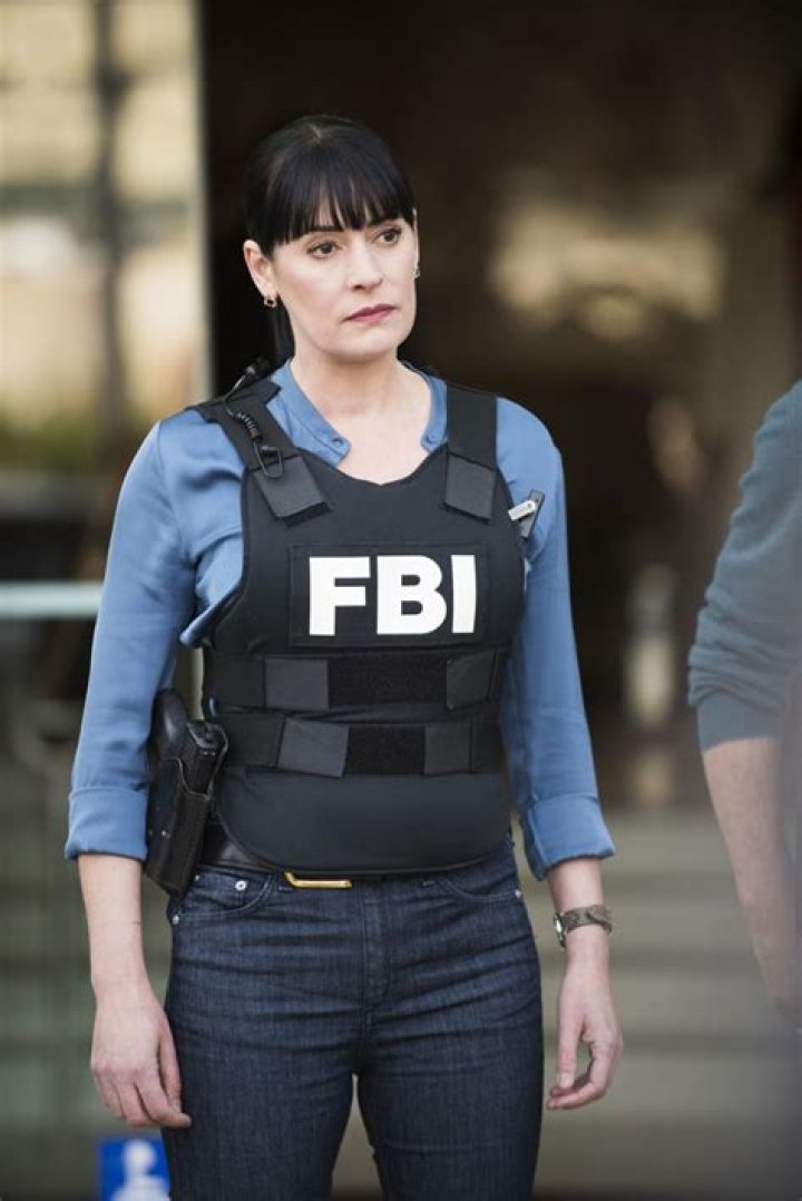Paget Brewster Criminal minds, John stamos, Paget