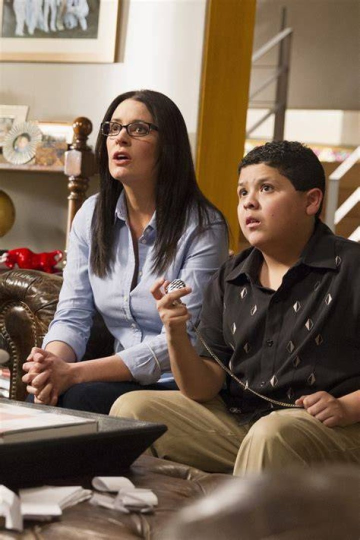 Paget Brewster Modern Family Wiki Fandom