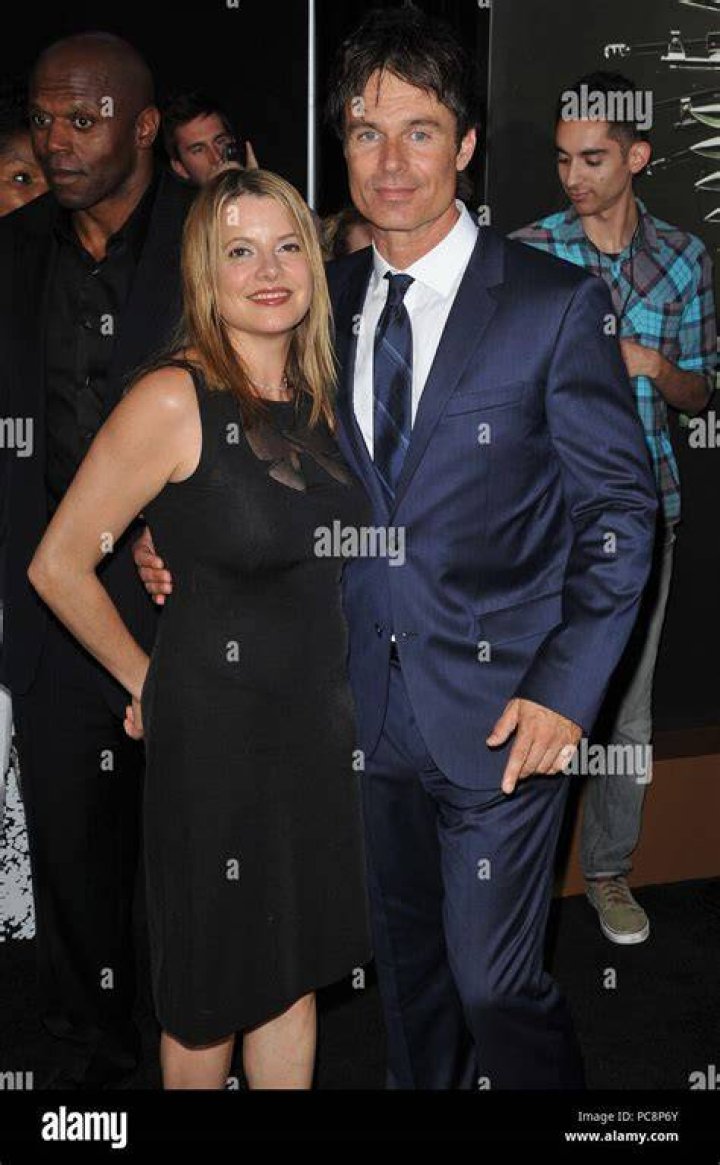 Patrick muldoon and wife _47 red carpet event hires stock photography