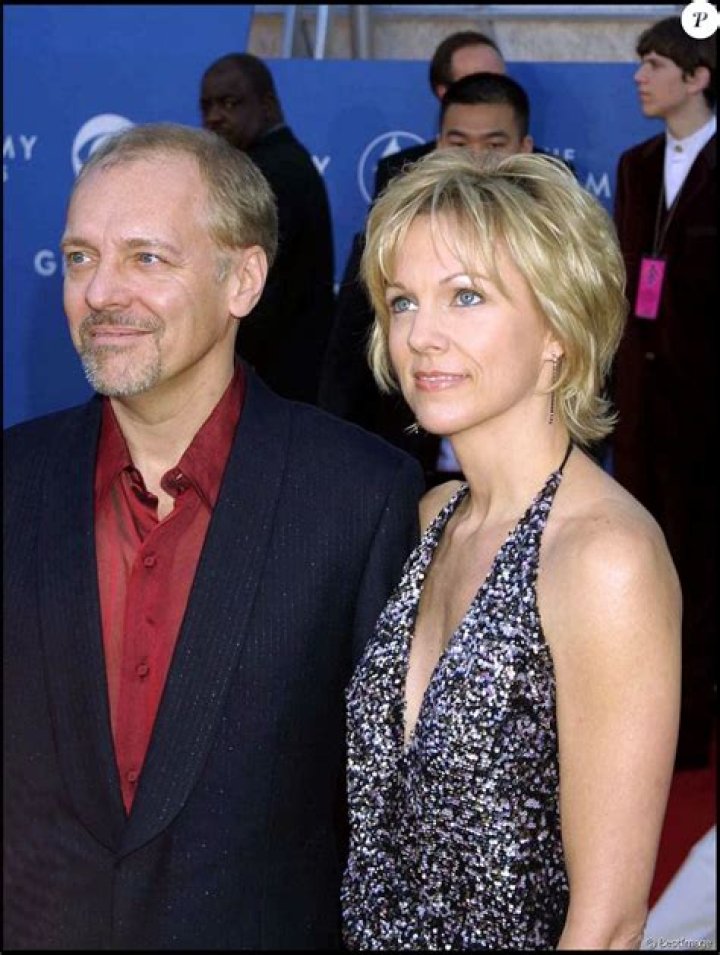 Photo Peter Frampton et sa troisi&egrave;me &eacute;pouse Tina Elfers en f&eacute;vrier