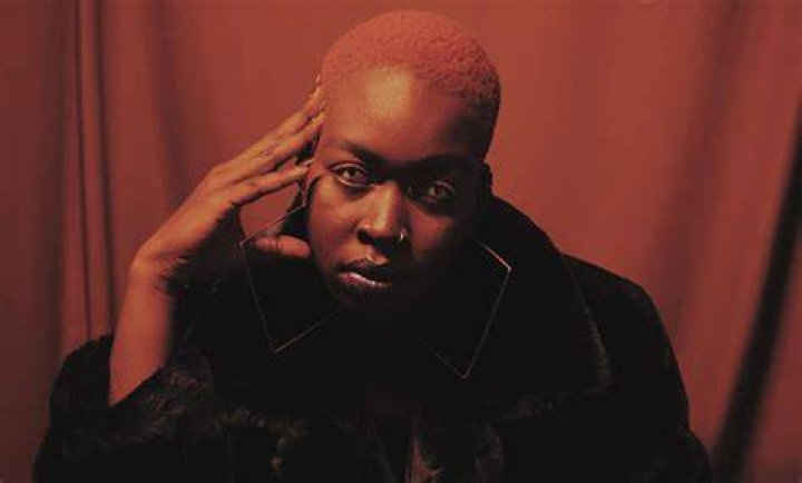 POOKIE unleashes a sweltering hiphop masterpiece on her debut 'tuesday'