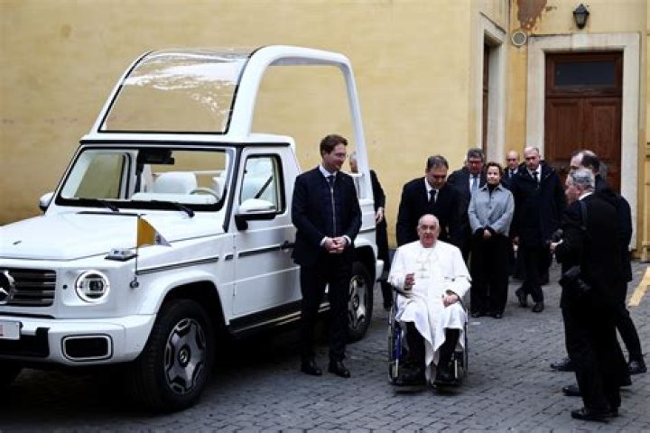 Pope Francis Unveils New 10 Commandments