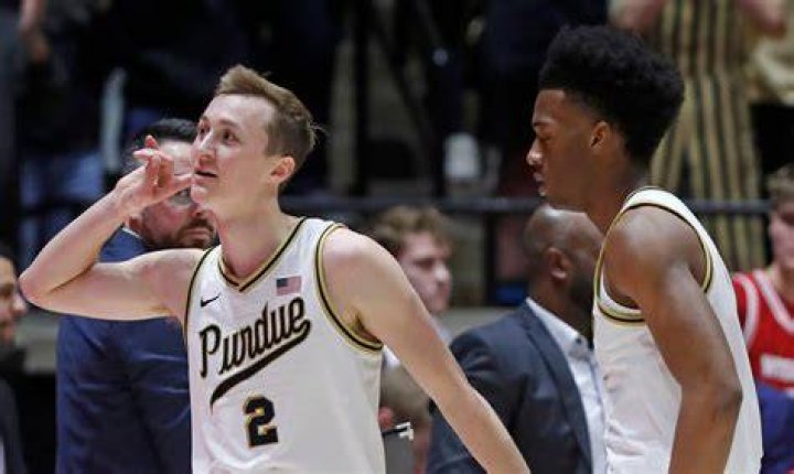 Purdue basketball senior day Zach Edey, mom Julia, speech