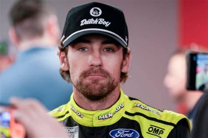 Ryan Blaney Surprisingly Admits to Conversations With Chase Elliott