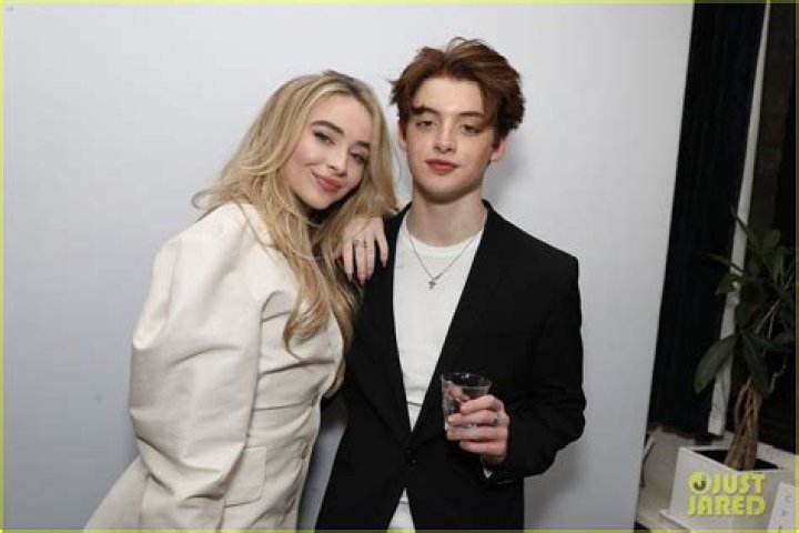 sabrina carpenter and griffin gluck Sabrina carpenter boyfriend