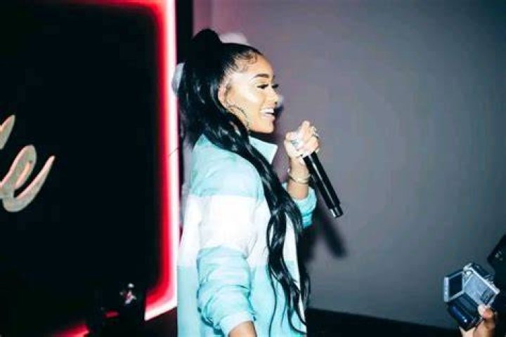 Saweetie Born, Songs, Parents, Net Worth, Height, Age, Ethnicity, Siblings