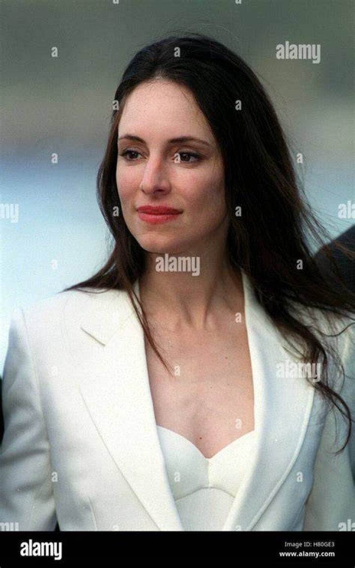 (SS3322358) Movie picture of Madeleine Stowe buy celebrity photos and