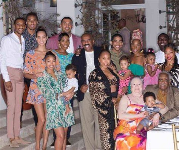 Steve Harvey Siblings, Children, Married Life, Family, "Family Feud