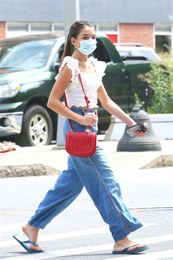 Suri Cruise, 14, looks nearly as tall as mom Katie Holmes out in NYC