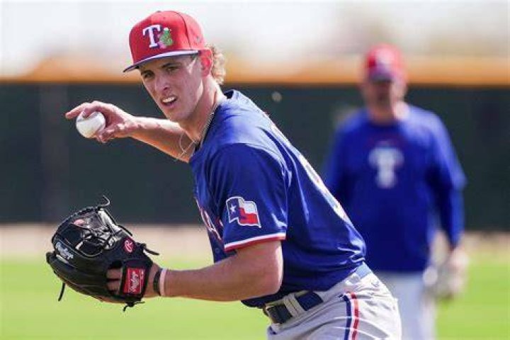 Texas Rangers top prospect Josh Jung to miss six months after