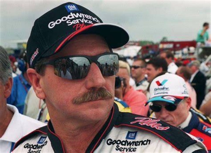 The Colossal Stature Of Racing Legend Dale Earnhardt: Uncovering His Height
