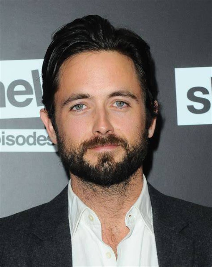 Unveiling The Secrets: Justin Chatwin's Enduring Relationship