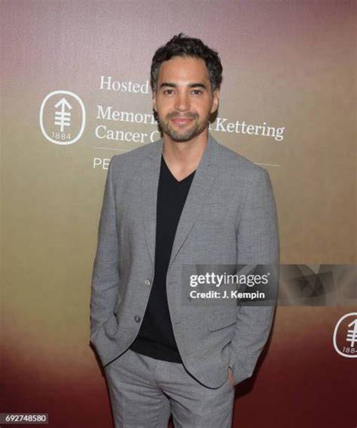 Unveiling The Secrets: Ramon Rodriguez's Height Explored
