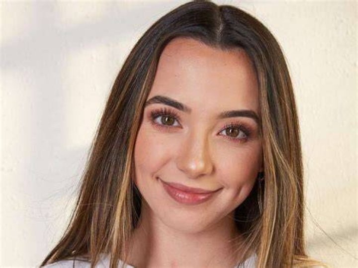 Vanessa Merrell Age, Net Worth, Boyfriend, Family, Height and Biography