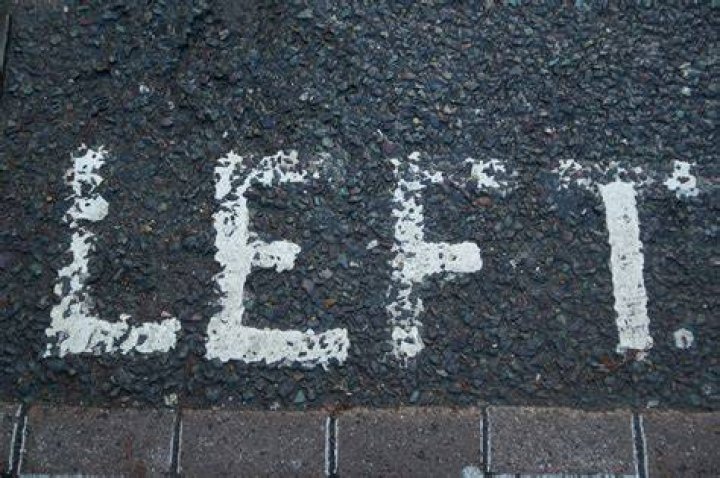 What are the advantages of being a lefty?