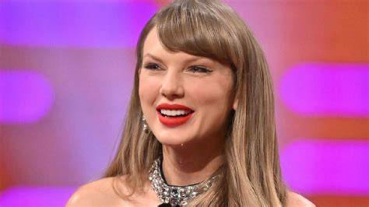 What Does Taylor Swift's Brother Austin Swift Do? She Promoted His