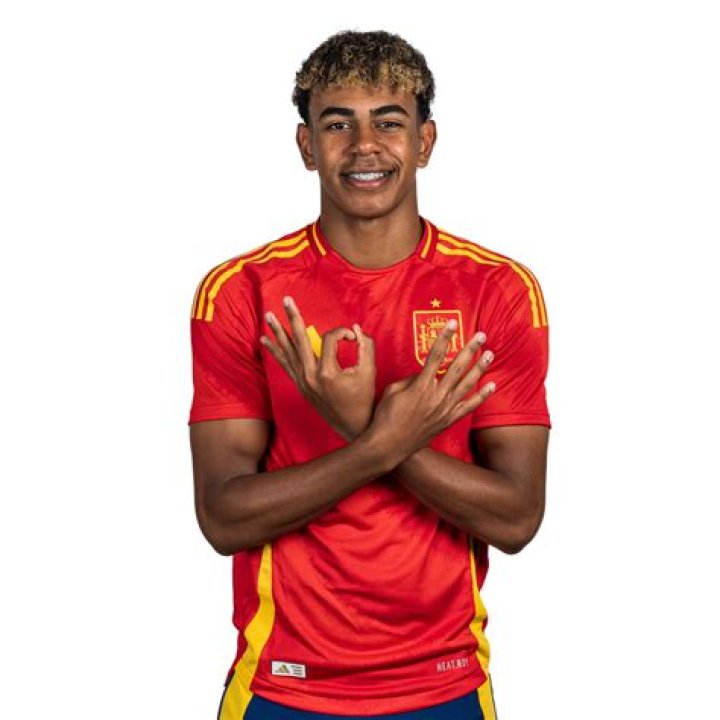 Who are Lamine Yamal's parents? The footballer's African roots