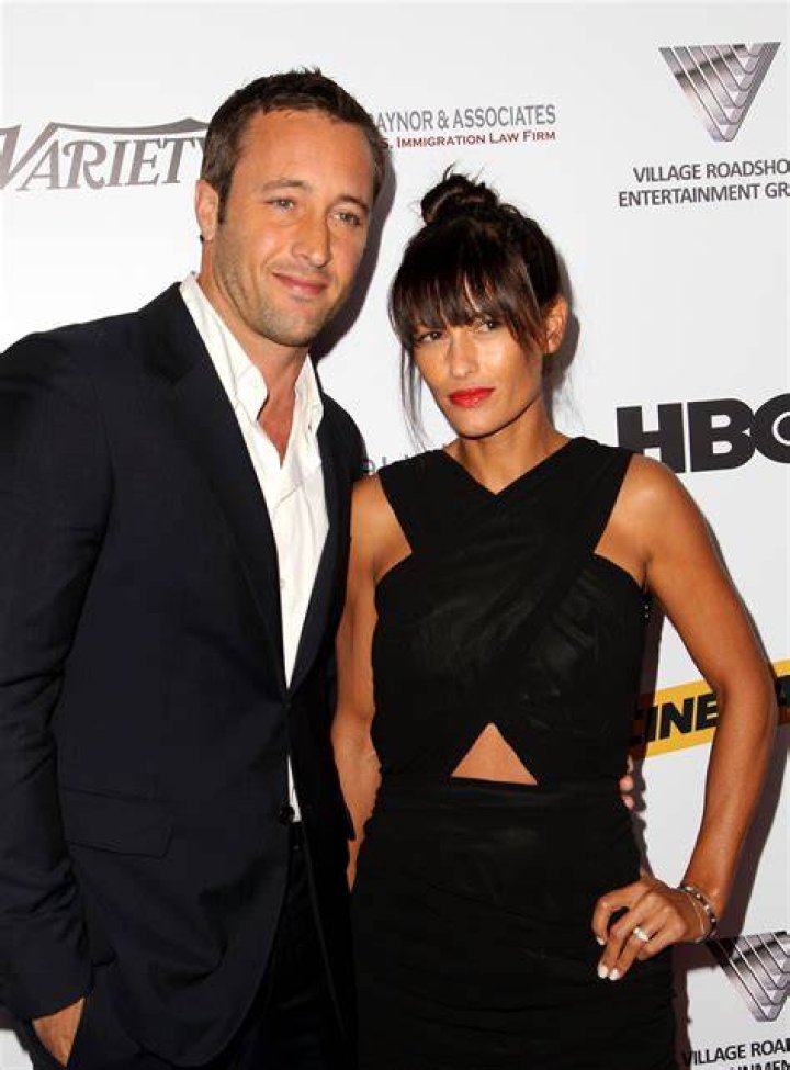 Who Is Alex O'Loughlin Married To: Uncovering The Truth
