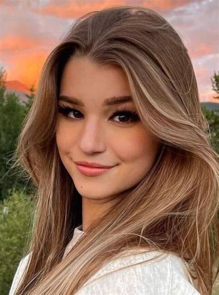 Who is Brooke Monk? Biography, Age, Boyfriend, Height & Net Worth