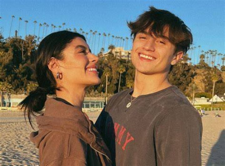 Who is Gibraltar's boyfriend?