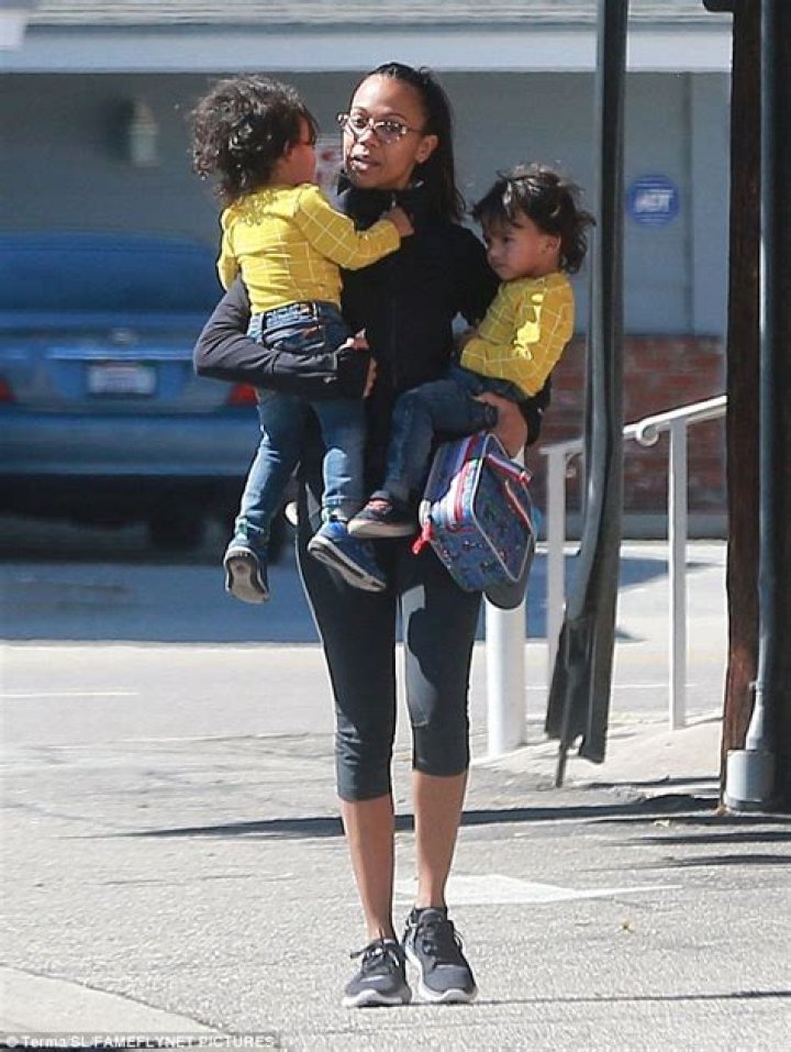 Zoe Saldana carries twin boys while out shopping Daily Mail Online